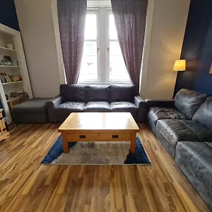The Victorian - 3 Bedroom Apartamento
